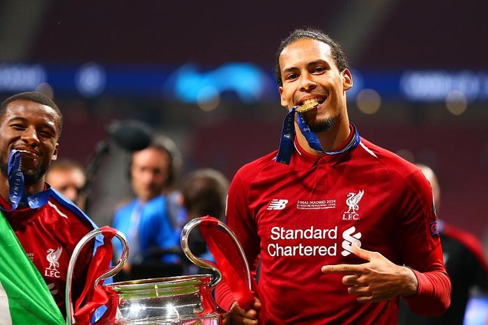 包含巴萨轻取皇马,范戴克补时绝平德甲的词条 包含巴萨轻取皇马,范戴克补时绝平德甲的词条