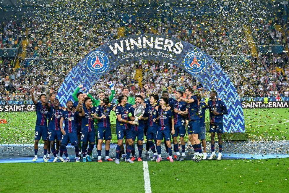 波尔图战平巴黎圣日耳曼,哈兰德扑点救主德甲 波尔图战平巴黎圣日耳曼,哈兰德扑点救主德甲