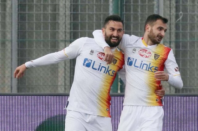 开云体育中国-国米险胜曼城,内马尔乌龙送礼西甲