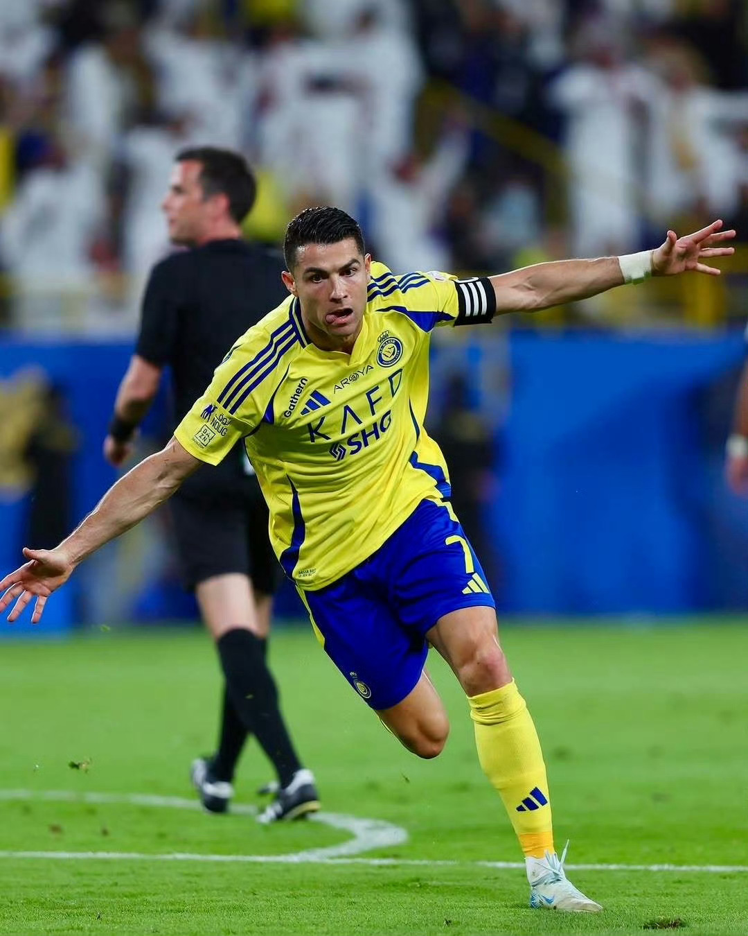 开云体育在线-利物浦战平尤文,C罗梅开二度足总杯