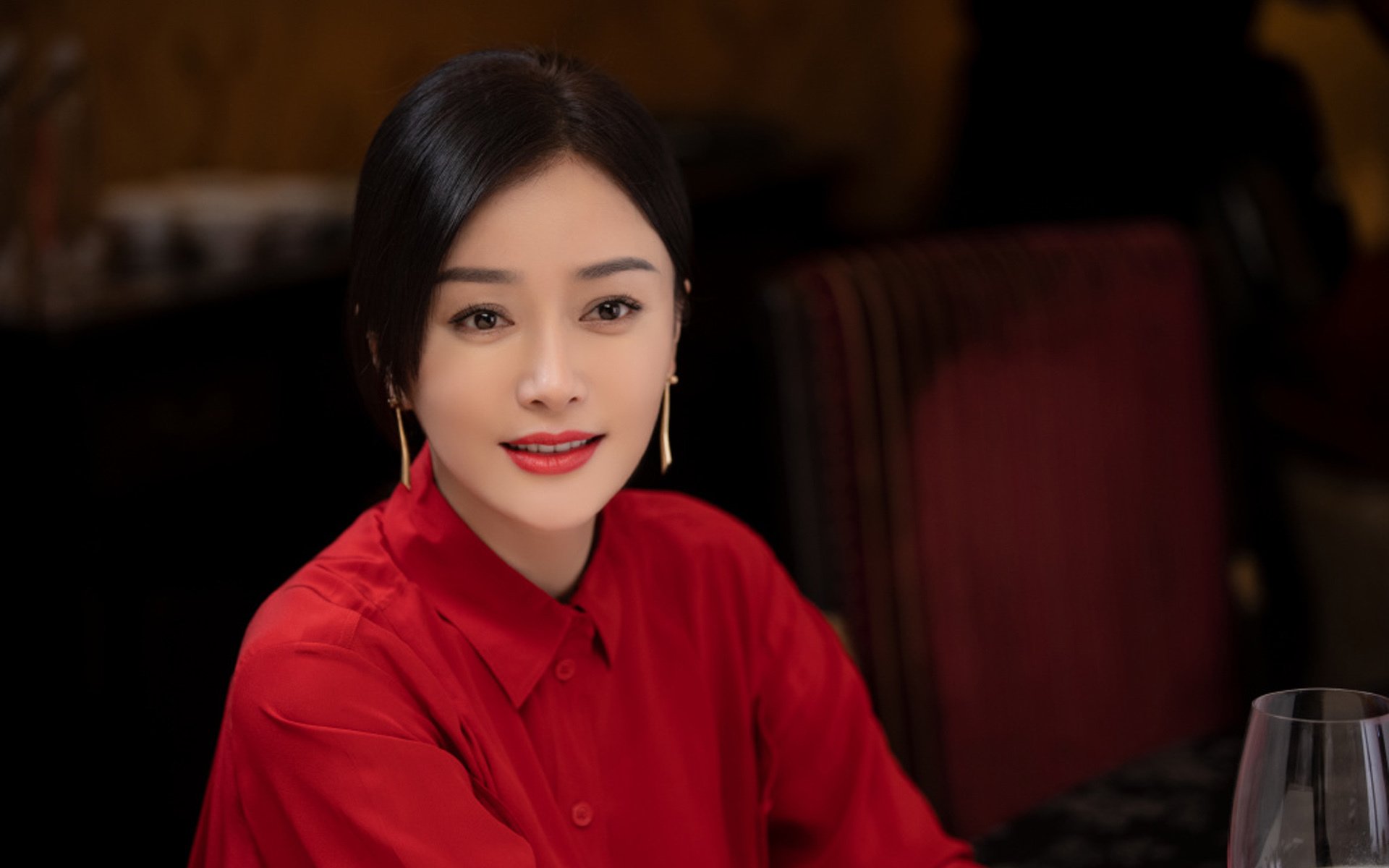 沙漠之巅的冷与热，齐耶赫点燃攻守风暴，越南逆转印度书写亚洲荣光